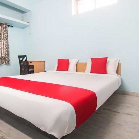 Oyo Flagship 48158 Ss Towers Hotel Podanur Exterior foto